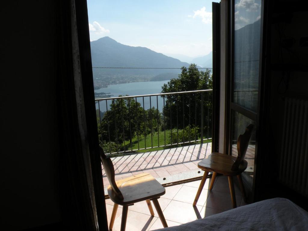 Hotel Tamola Sorico Bagian luar foto